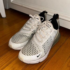Nike Air Max 270